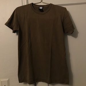 NLST ARMY Green Tshirt Size Small